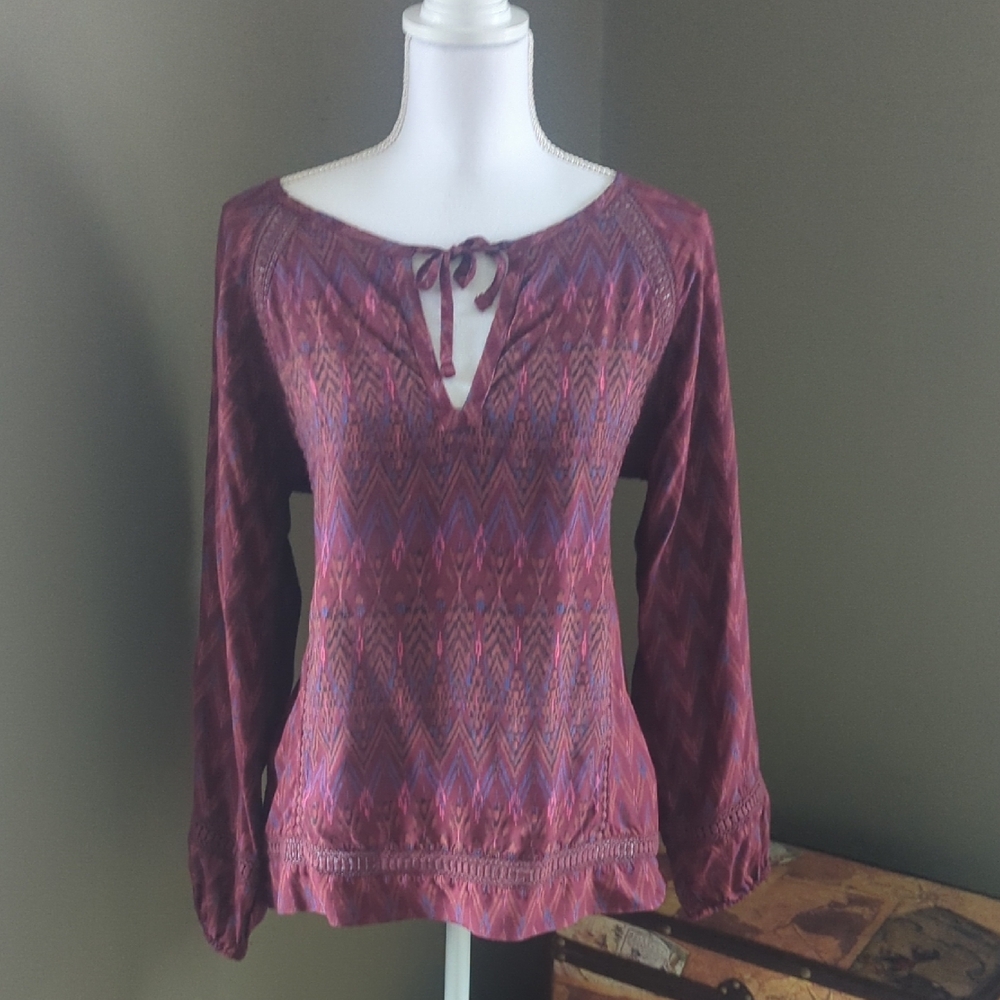 Elegant Women's Purple Patterned Top